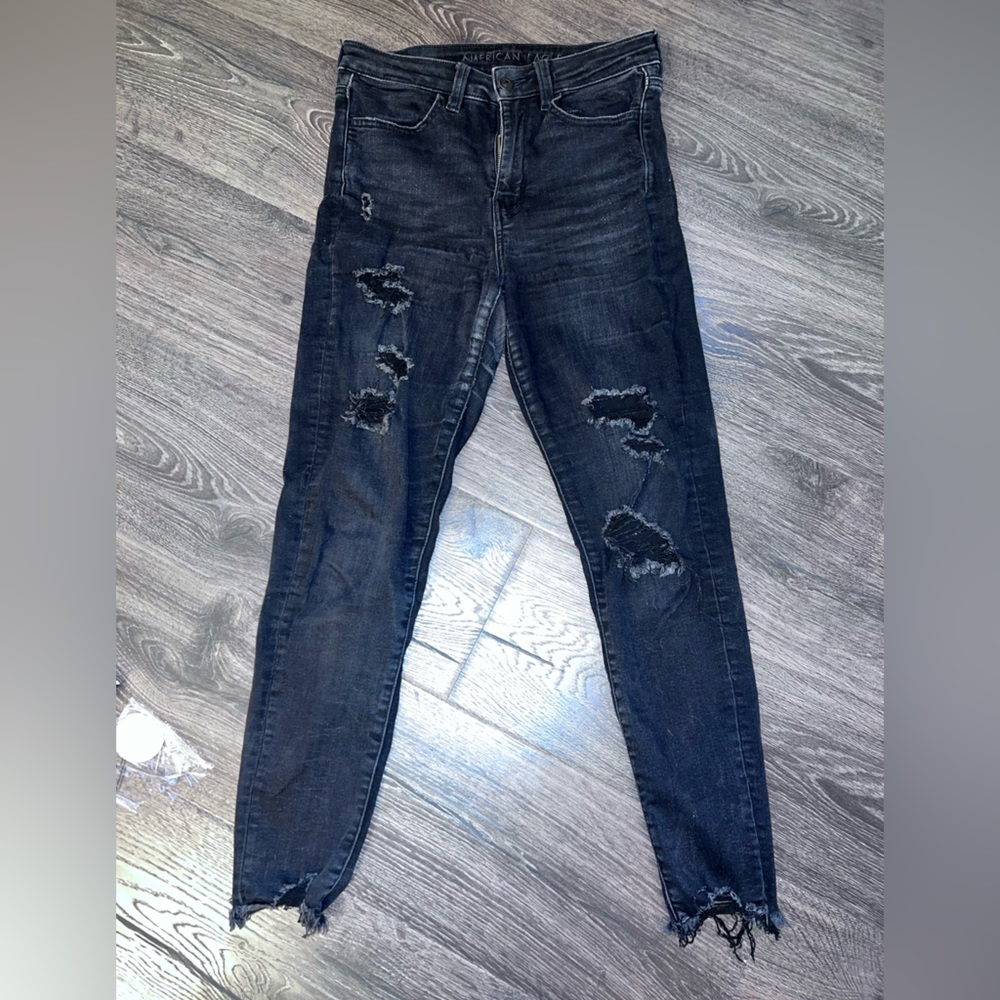 Size 4 American Eagle Black Ripped Jeans - good condition